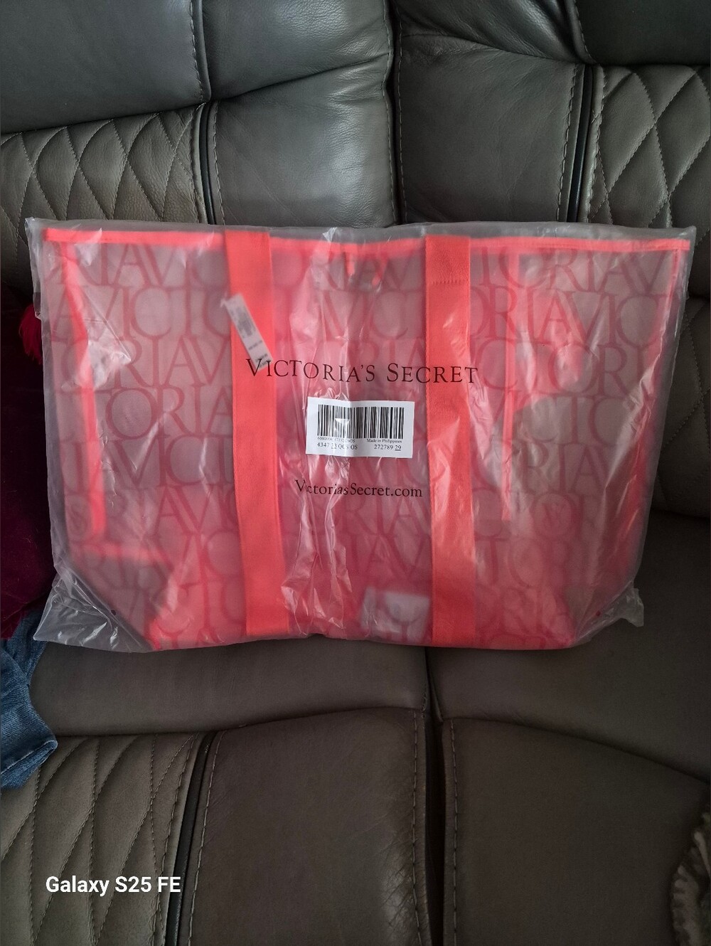 NWT Victoria Secret Beach Tote,Large